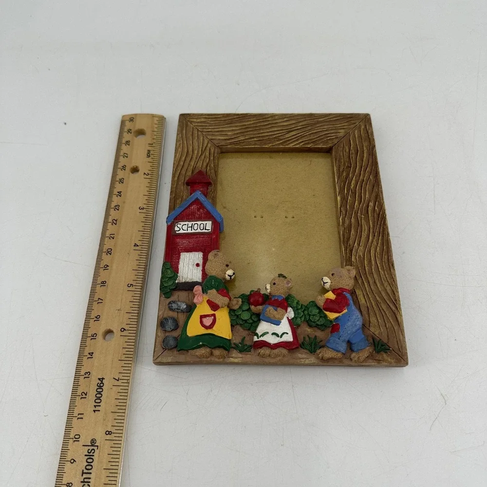 Vintage Teddy Bear Schoolhouse 3D Resin Picture Frame Rustic Wood Look Decor